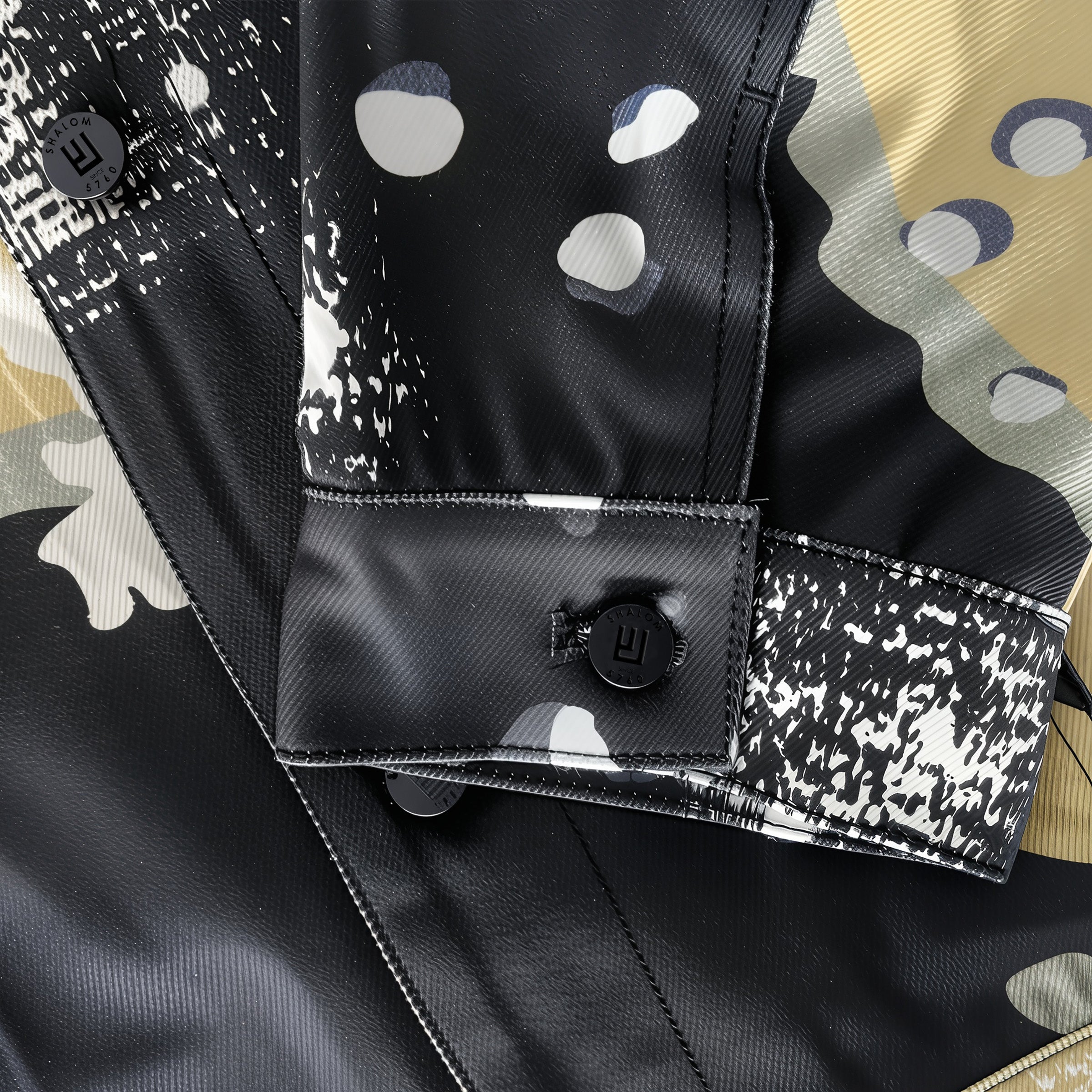 STORM CAMO JACKET BLACK