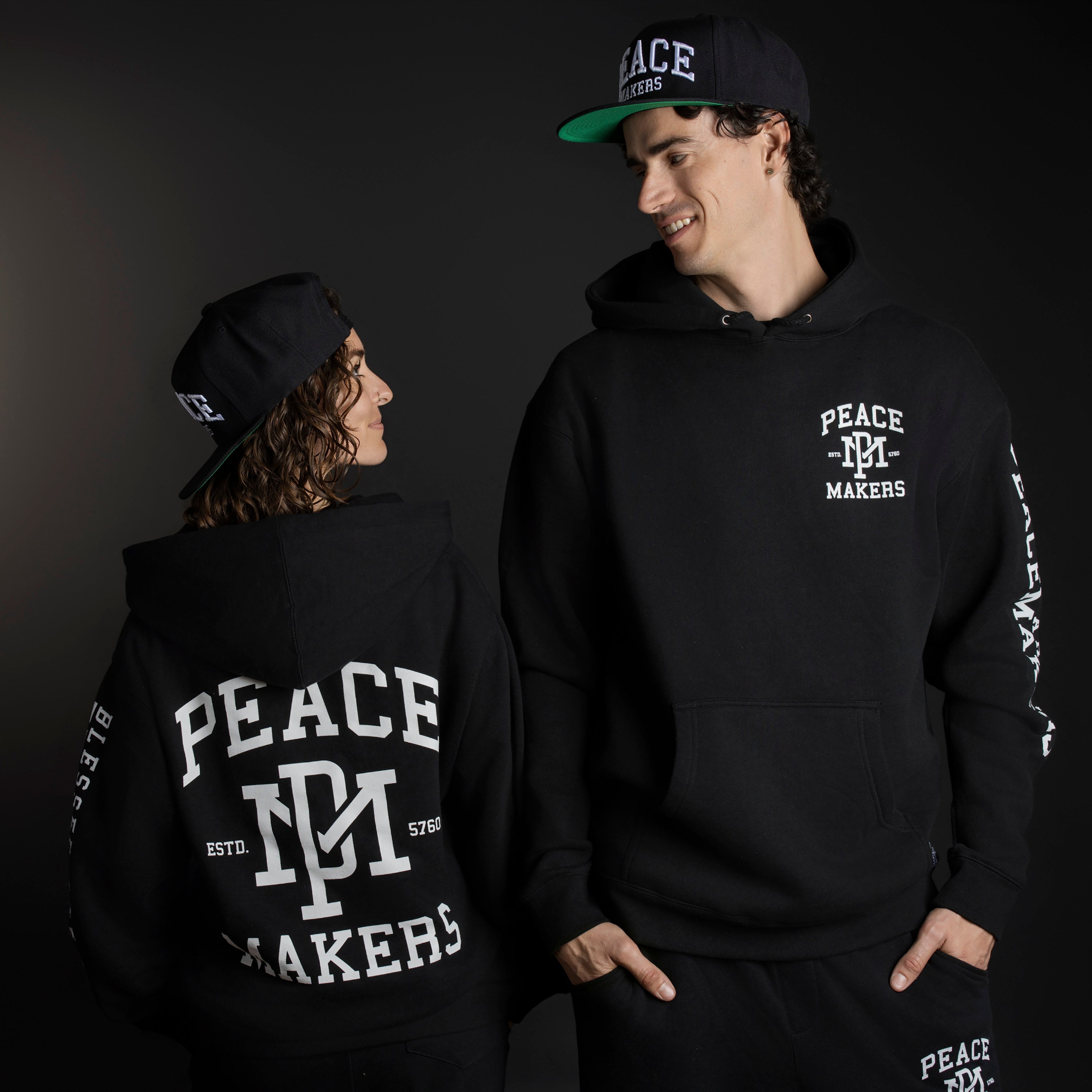 PEACE MAKERS HOODIE BLACK