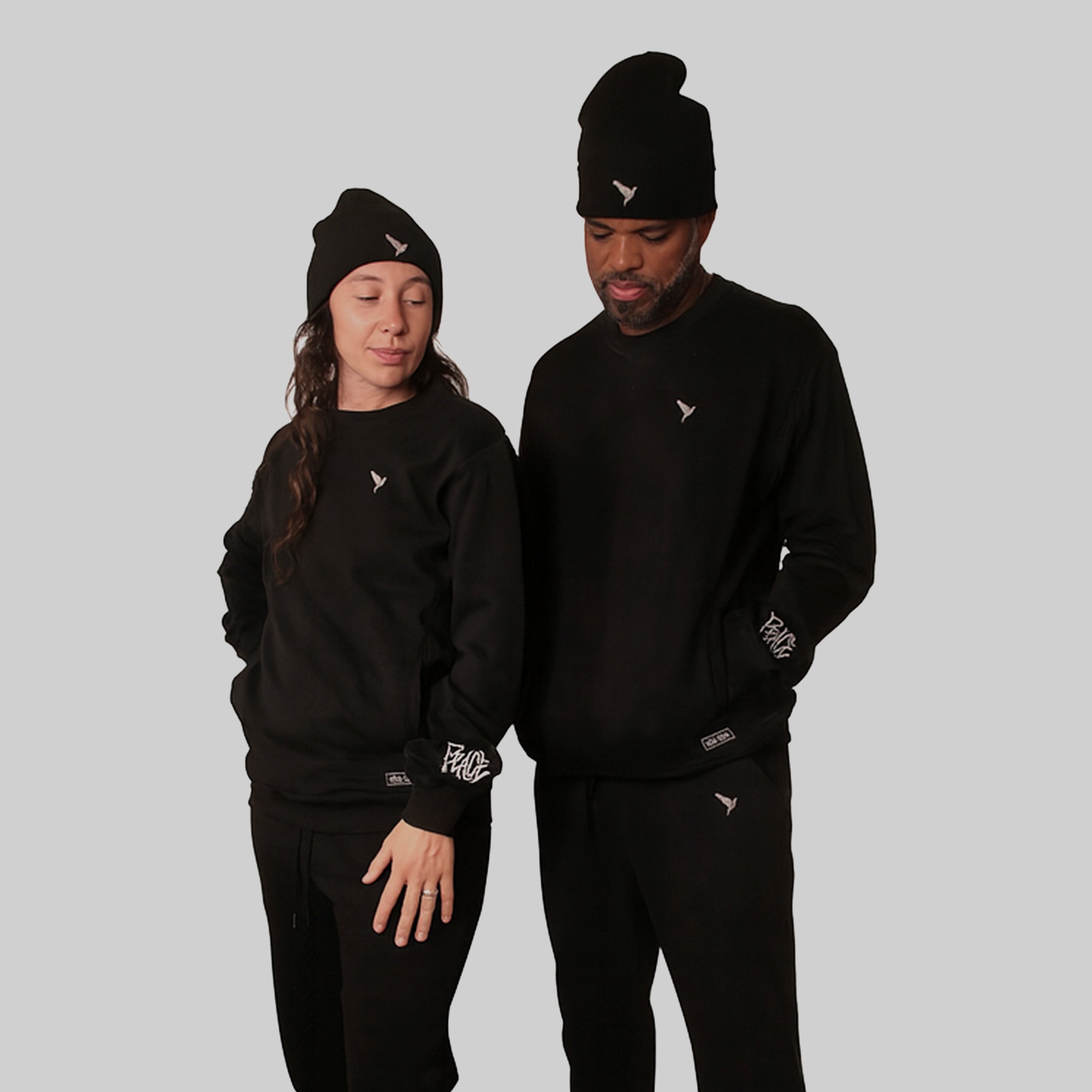 DOVE STORM CREW NECK BLACK